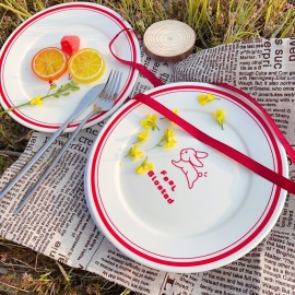 빨간 토끼 접시 귀여운 캐릭터 홈카페 원형접시 20cm