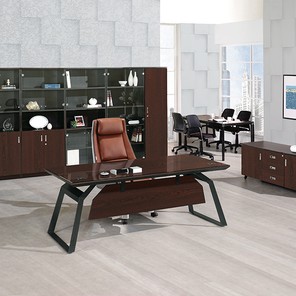 가우디 월넛 중역 책상
