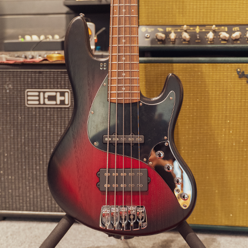 Native Instruments 2Kg대 미친 초경량 베이스! Sandberg 샌드버그 슈퍼 라이트 베이스기타 California TM5 (Redburst Super Light)