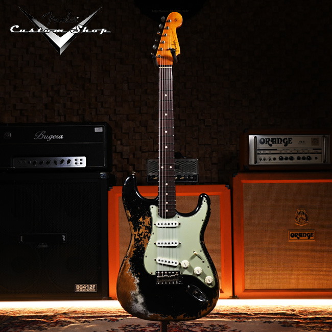 Fender 본사매장 입고! 문의 가능! Fender USA Custom Shop Limited Edition 62/63 Stratocaster Super Heavy Relic Black (923-1017-110)