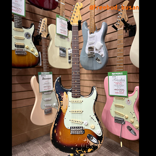 Fender [부산 전시 특가]  Fender Mexico Artist Series Mike McCready Stratocaster 3-Color Sunburst (014-5310-700)