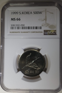 한국은행 1999년 500원 NGC MS 66 완전미사용