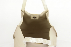 BEIGE 숄더가죽가방 226517