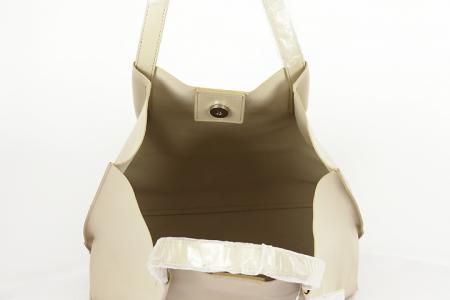 BEIGE 숄더가죽가방 226517