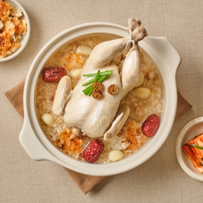 찹쌀 누룽지의 고소한 풍미의  누룽지백숙