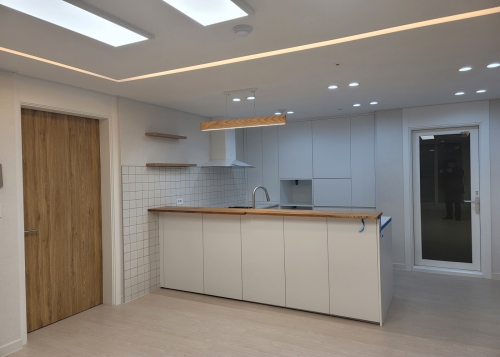 비브랜드 키친 & PET & 오로라