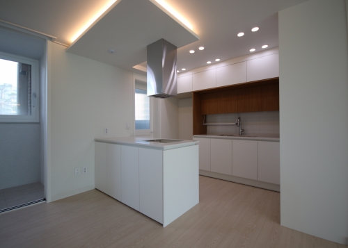 5-6.목공사-간접조명(주방 천정 벽간접 )