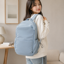 심플 포켓 백팩