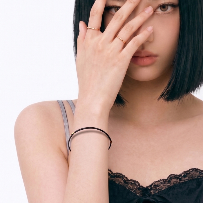 LA LIGNE BANGLE STRING BRACELET BLACK