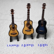 납골당꾸미기 장식 통기타 미니어처 인형의집 돌하우스 어쿠스틱 클래식 소품 미니어처꾸미기