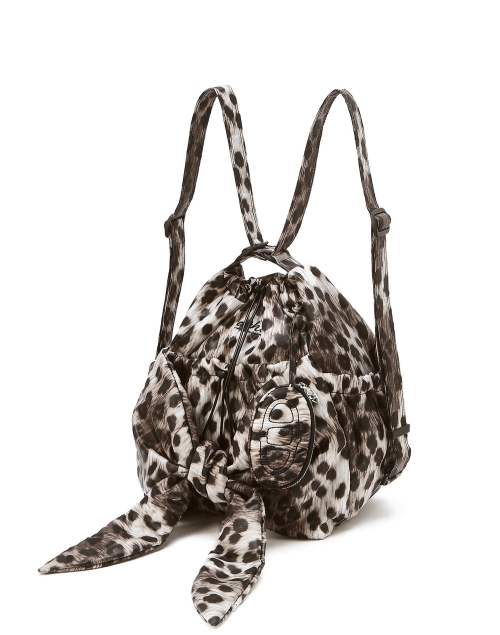 아떼 바네사브루노 Bag&Acc 공식 스토어