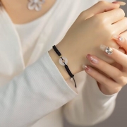 평안 행복 소피아  매듭  팔찌  손작업 공예  패션 쥬얼리    s1230