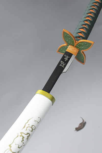 YK 114 캐릭터 가검 일본도 중량가검 강철가검 미술도검 진가검 목검 도검  코등이 카타나 사무라이 무사도 다마스커스 접쇠 단조