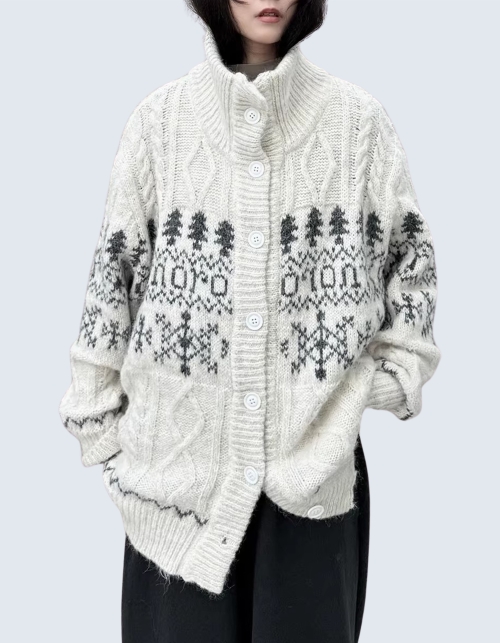 fair-eye button thick knit sweater