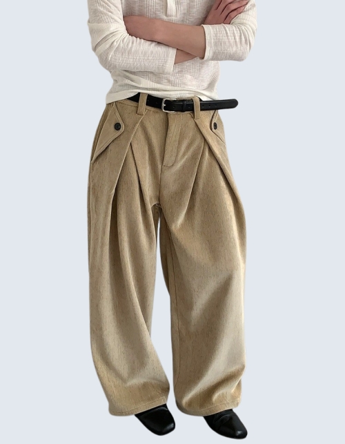 button-point two-tuck pants