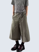 Retro-style belt shorts