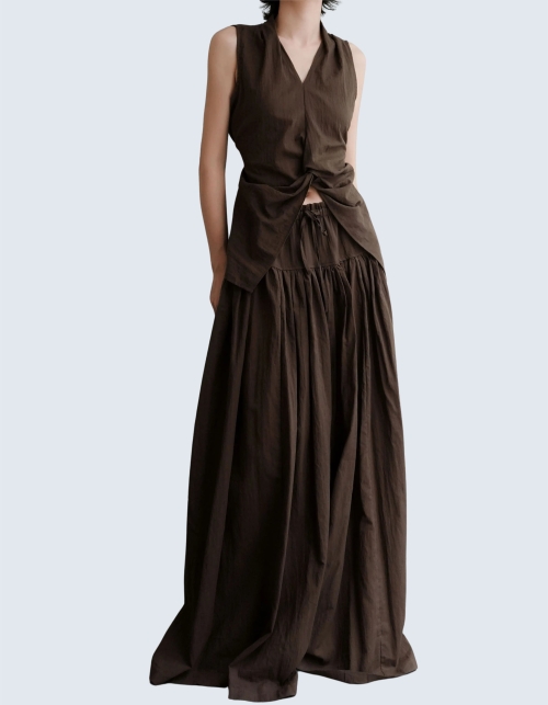 Knot sleeveless top + high-waist pleated wide pants