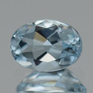 산뜻한 컬러의 천연 아쿠아마린 0.72ct