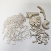 산호사 coral 소포장(1 kg) 수족관여과재 정수기필터용