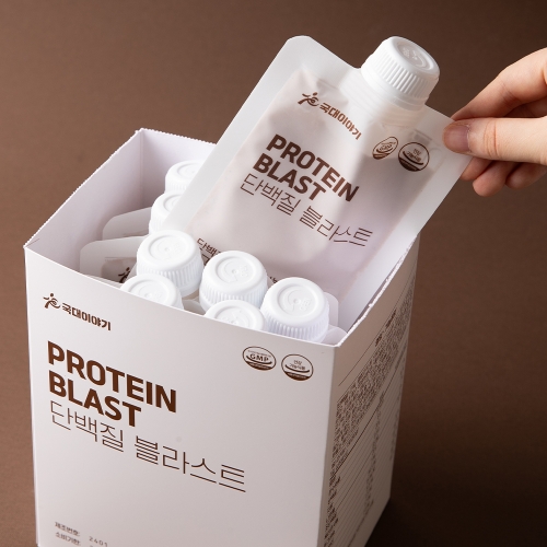 단백질 보충제 프로틴 쉐이크 파우더 초코맛 블라스트 한끼 파우치 30g 10포 [원산지:상세설명에 표시]