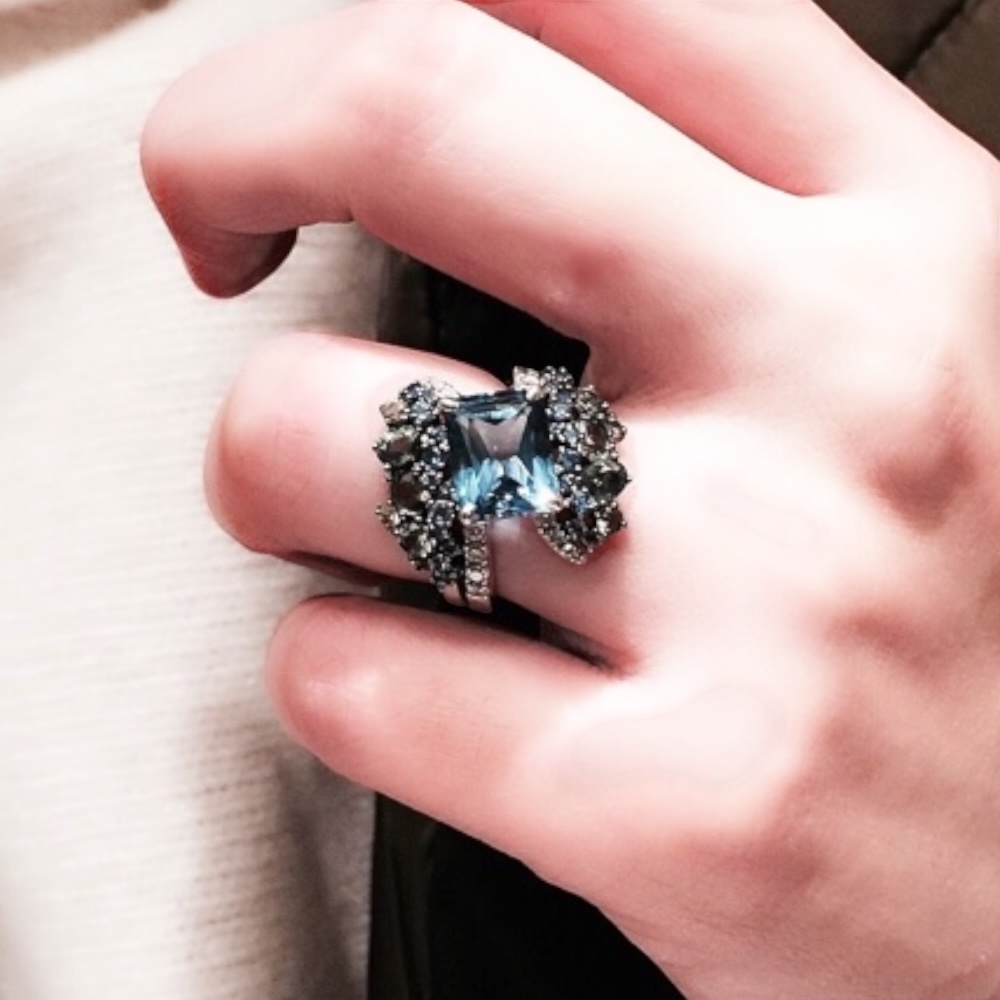 런던블루토파즈 & Diamond Ring
