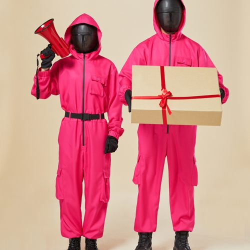 오징어게임 감독자 관리자 핑크점프수트