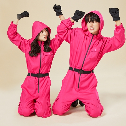 오징어게임 감독자 관리자 핑크점프수트