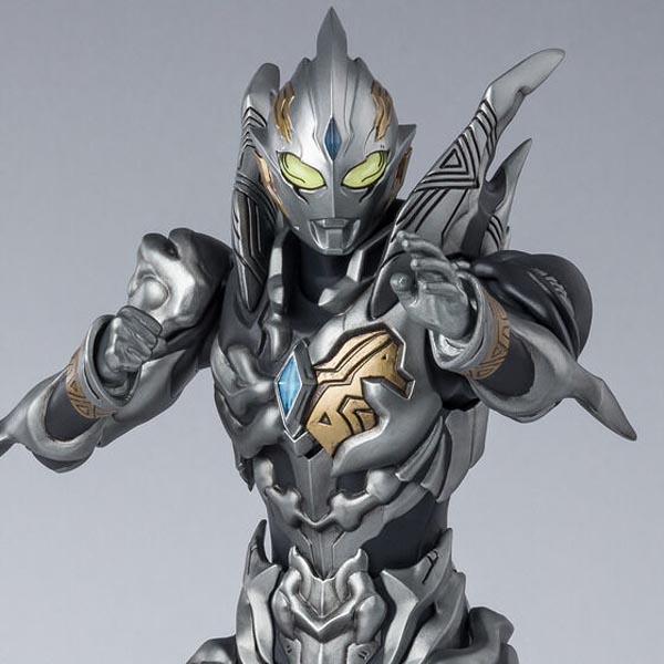 혼웹한정 S.H.Figuarts 트리거 다크 (4573102634429)