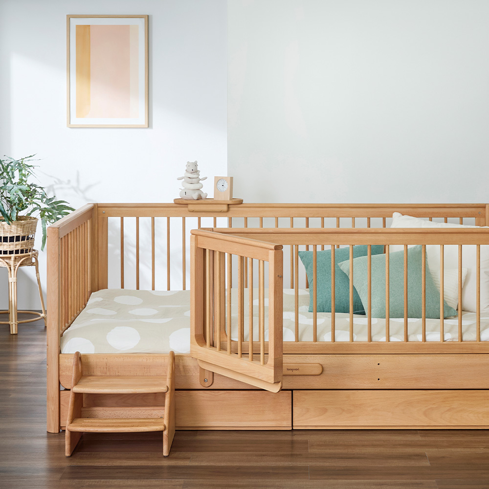 마론 침대 계단