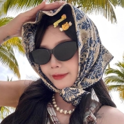 사각 패턴 스카프 프릴 예쁜스카프