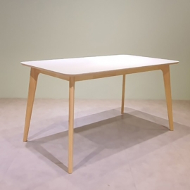 말라가 테이블_1400 [malaga]