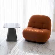 줌 라운지 체어_카멜 Zoom lounge chair