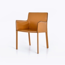 마룬 암체어 Maroon armchair머스타드