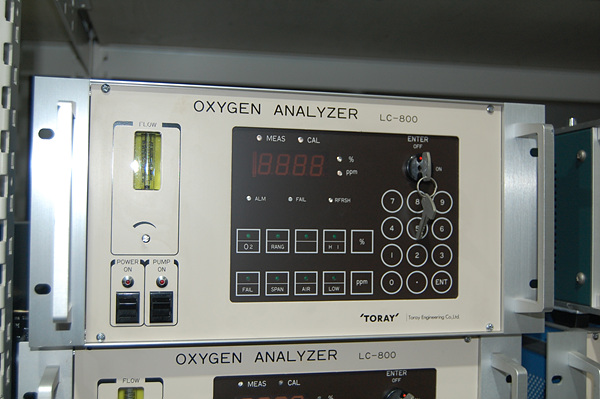 Toray O2 Analyzer 성한중고부품마켓