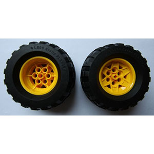 [레고부품] 연회색 휠 43.2mm d. x 26mm 과 검정색 타이어 81.6 x 38 (56908 / 45982) 56908c01
