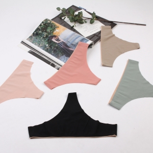 [여성 티팬티 3+1] 심리스 T팬티 + 끈팬티 세트 MD028 | 편안한 속옷