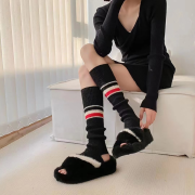 1000000261_main_067.jpg