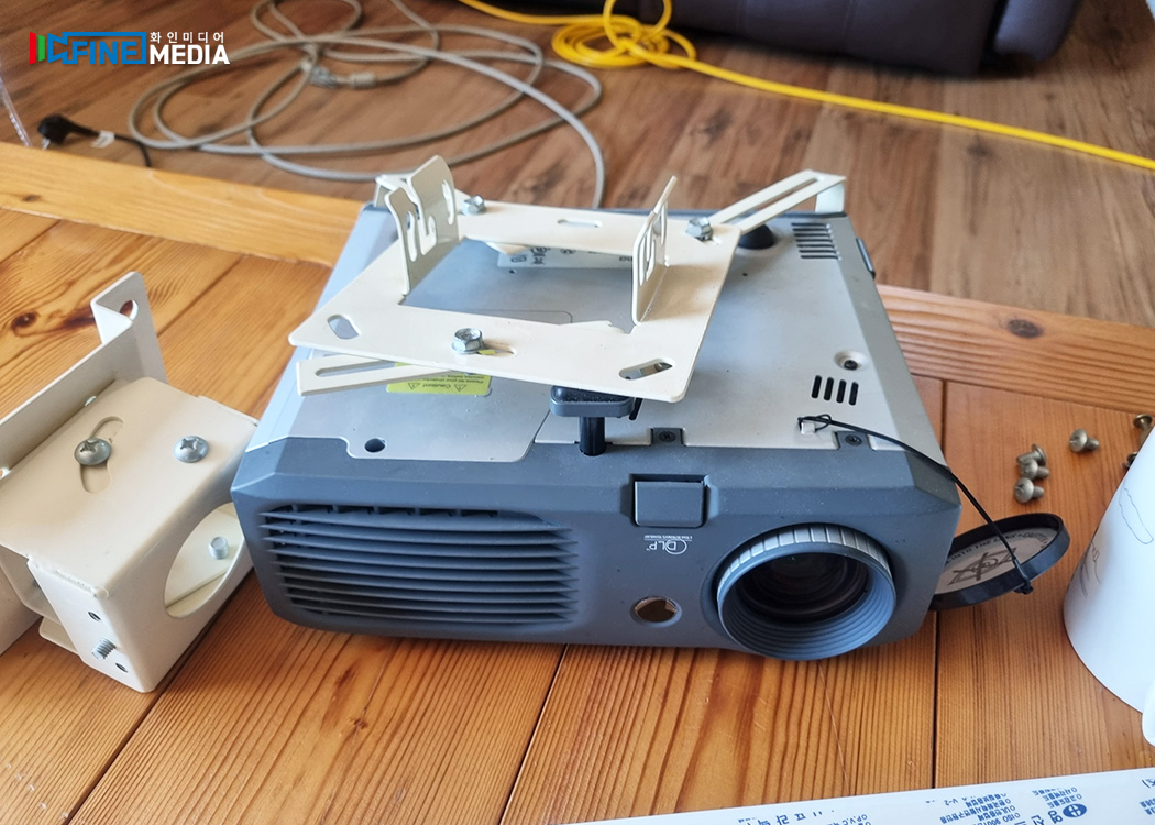 16_082820.jpg 16_082820.jpg