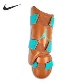 나이키 조던 플라이 야구 타자 풋가드 브라운/민트 FZ8523-831