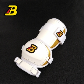 벨가드 프로페셔널 트리플 암가드 화이트/골드 BTP-333