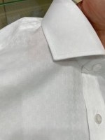 흰색 체커보드 패턴 셔츠