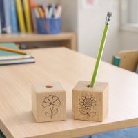 꽃식물캐릭터 주사위 1구 사각 펜슬홀더 연필꽂이 디자인 6종/드림아이스토어