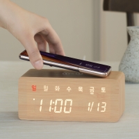 [플라이토] 우드 무선충전 데이트 LED 탁상시계 시즌2/메이플