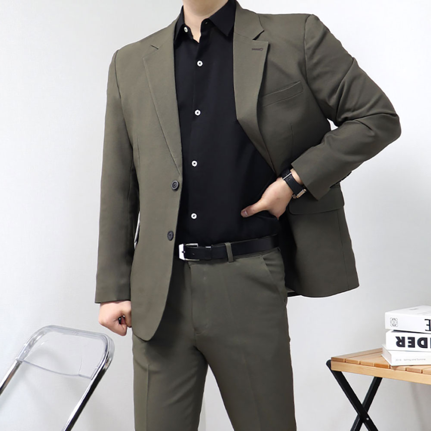 결혼식 남자 하객룩 카키 수트 개화기 정장