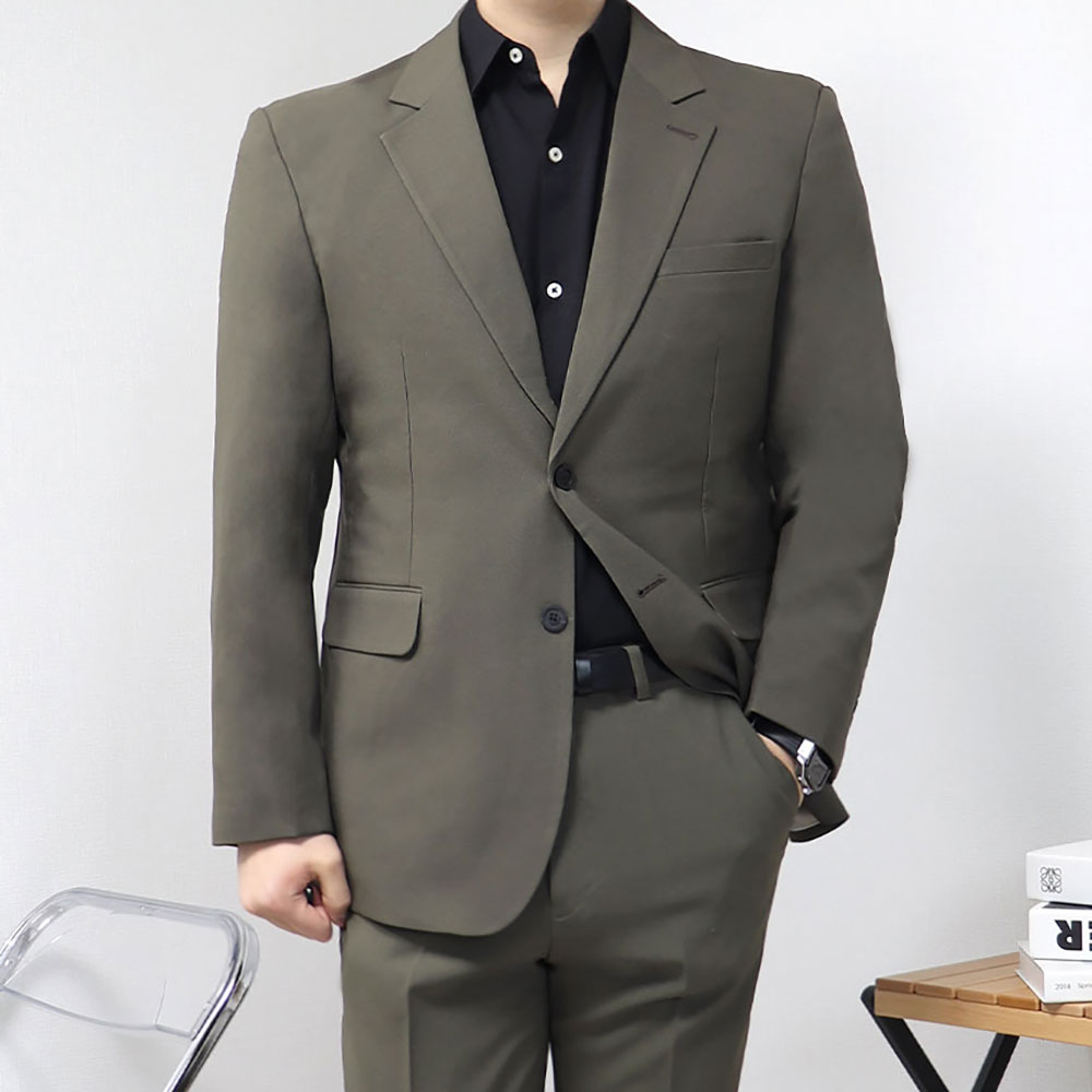 결혼식 남자 하객룩 카키 수트 개화기 정장