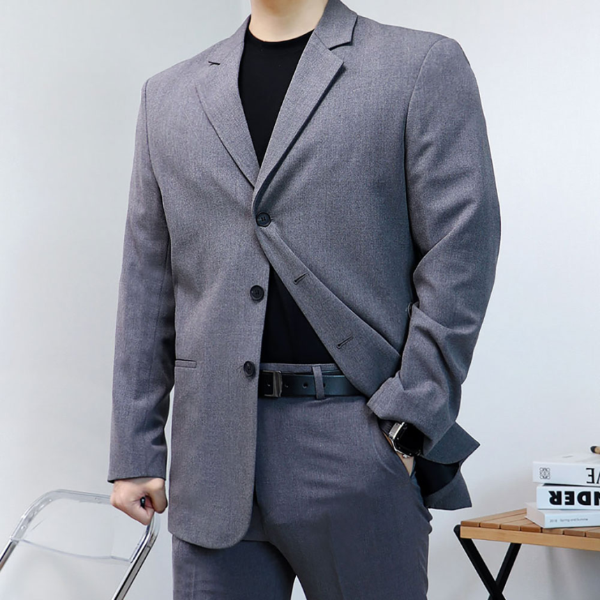 남자 차콜 다크그레이 정장 오버핏수트