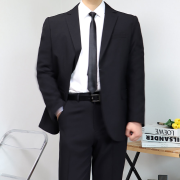 남자 상복 장례식장 정장 검은 양복 수트