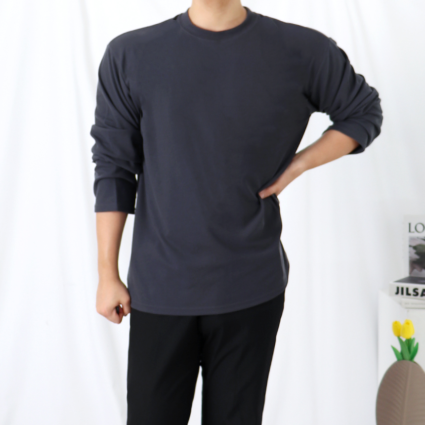 어깨넓어보이는니트 남자흰색니트 머슬