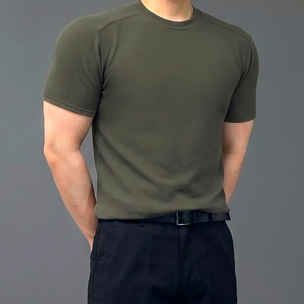 남자 어깨 넓어 보이는 크롭 머슬핏 반팔