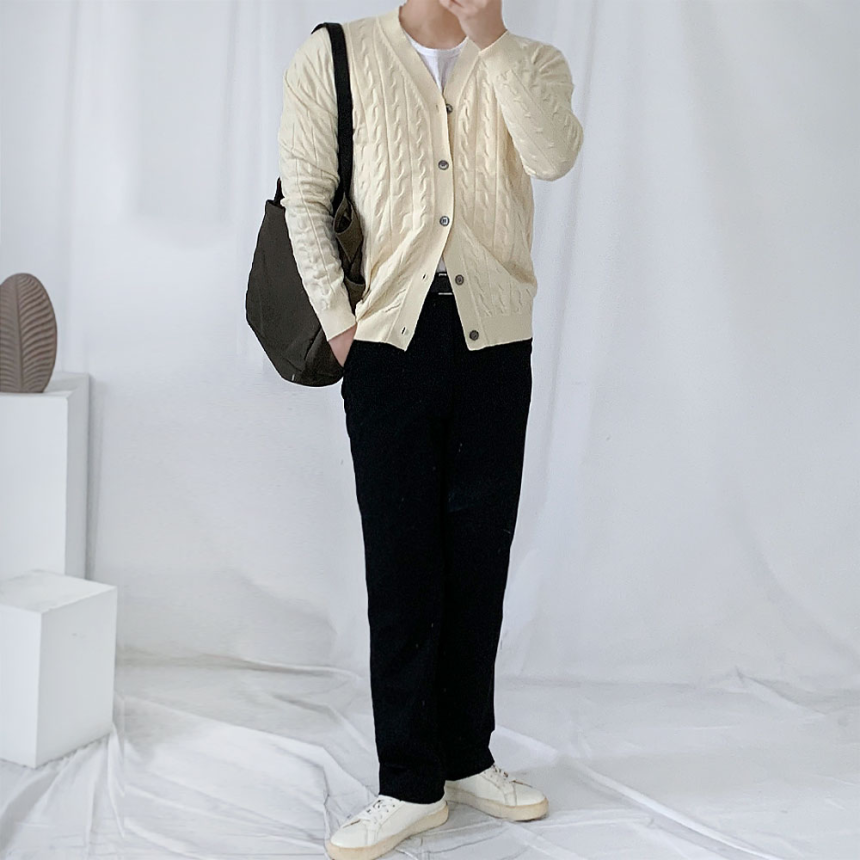 남자 올드머니룩 꽈배기 브이넥 가디건